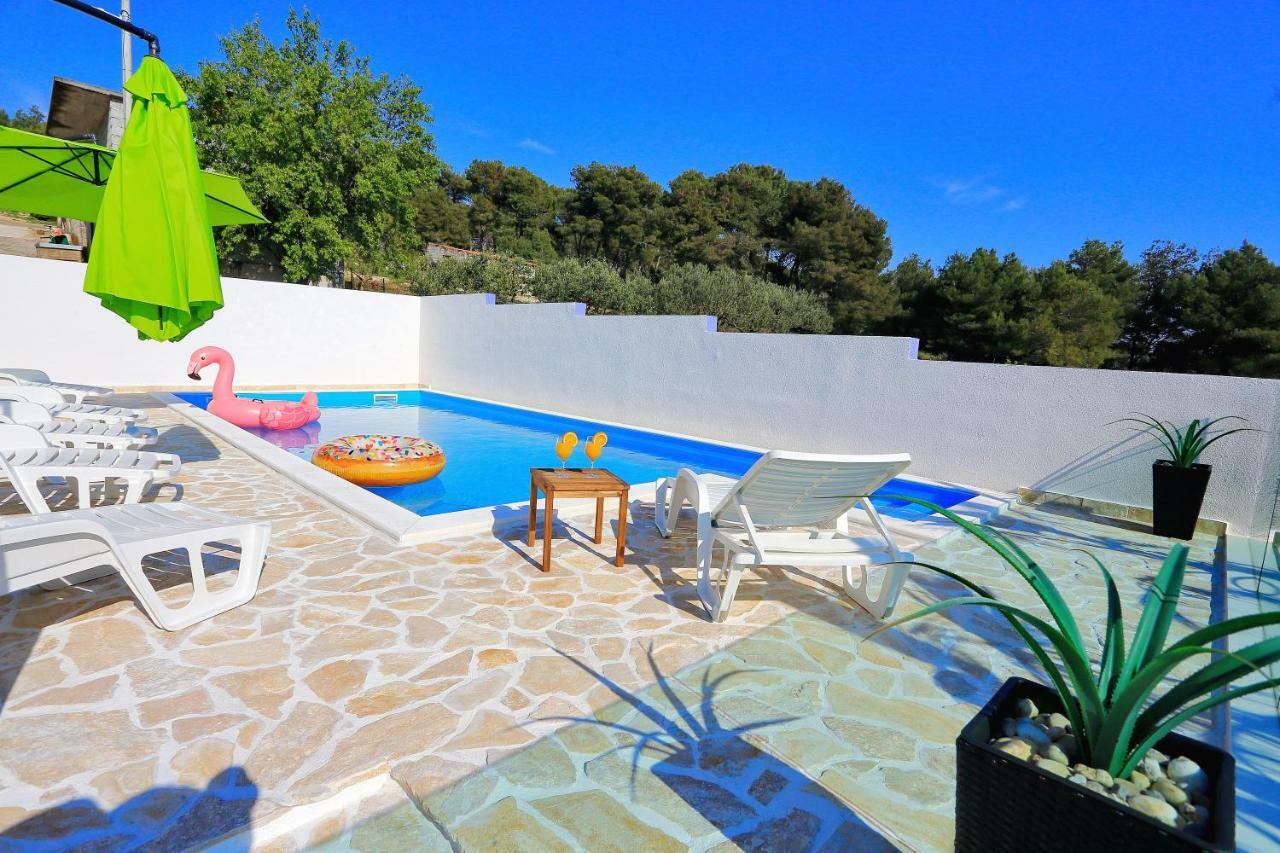 Apartment&pool Nika Bibinje Buitenkant foto